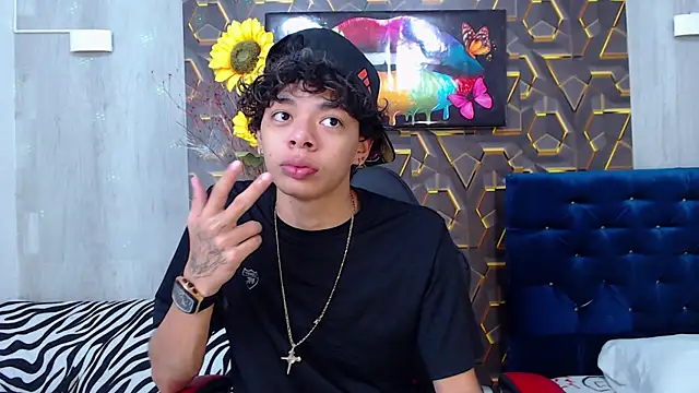 Snapshot of Harry_jhonsson chatting on October 10, 1:49 pm Harry jhonsson online show from October 10, 1:49 pm