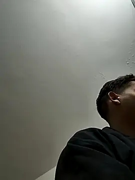 Snapshot of xrobXstax chatting on March 19, 12:26 am xrobXstax online show from March 19, 12:26 am