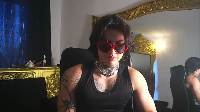 Snapshot of dantecoppolaa_ chatting on February 16, 6:43 pm dantecoppolaa  online show from February 16, 6:43 pm