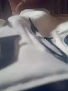 Yorlinz online show from November 15, 1:02 pm