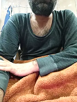 lund lol online show from February 5, 8:10 am