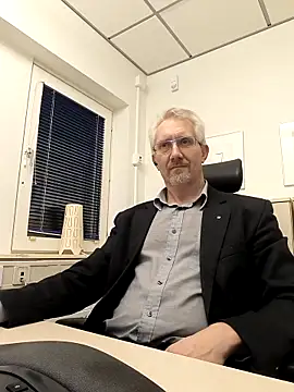 tom-swede online show from December 22, 3:53 pm