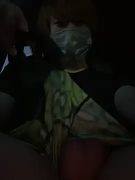 issy19 online show from September 15, 9:21 am