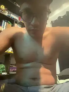 Magicerosxx69 online show from June 25, 4:34 pm