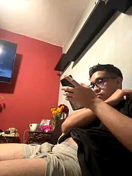 Magicerosxx69 online show from November 5, 7:10 am