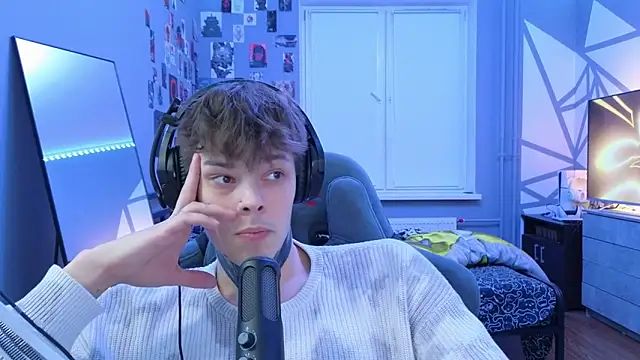 DENIS HERE online show from February 28, 3:15 pm