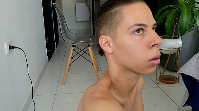 grey   27 online show from February 7, 9:15 pm