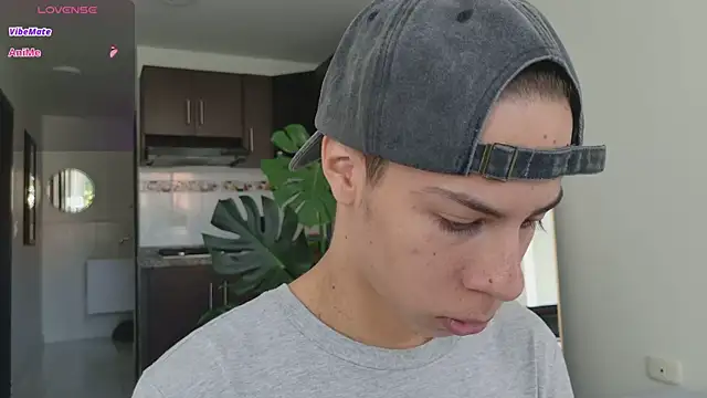 grey   27 online show from November 18, 1:04 pm