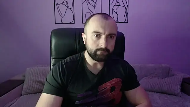 brindlefly6969 online show from January 31, 10:08 pm