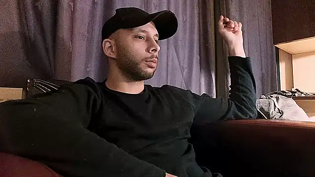 henryaxe online show from December 23, 1:56 pm