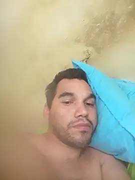 Snapshot of Alamleo36 chatting on February 26, 5:07 pm Alamleo36 online show from February 26, 5:07 pm