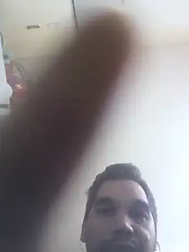 Snapshot of Alamleo36 chatting on March 3, 2:10 pm Alamleo36 online show from March 3, 2:10 pm