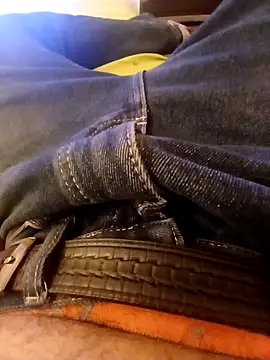 Snapshot of Alamleo36 chatting on October 27, 6:54 pm Alamleo36 online show from October 27, 6:54 pm