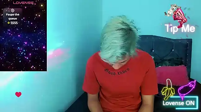 Snapshot of Liamscott_ chatting on January 27, 2:20 am Liamscott  online show from January 27, 2:20 am