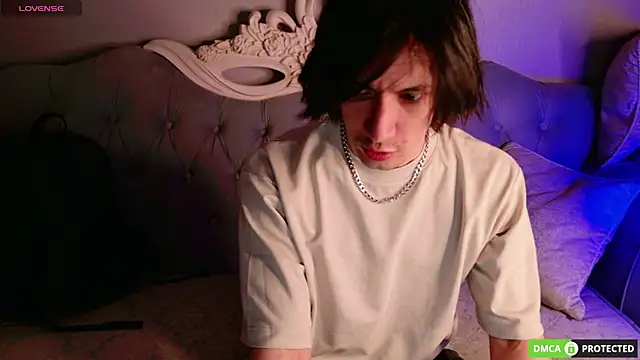 CalvinOwens online show from April 13, 6:30 pm