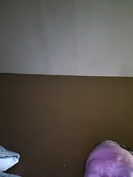 Hugebwc102 online show from November 7, 3:32 am