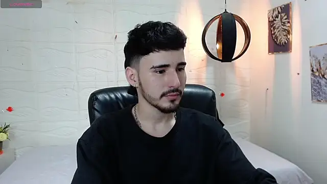 DmitriSanders online show from December 19, 10:00 pm