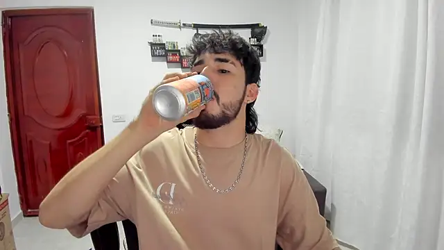 DmitriSanders online show from April 24, 12:35 am