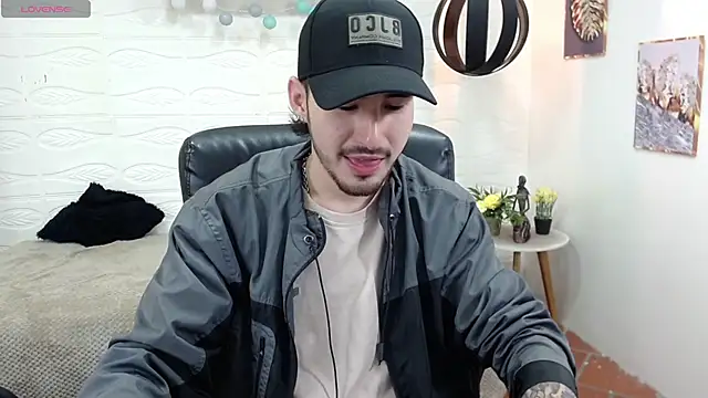 DmitriSanders online show from January 22, 8:38 pm