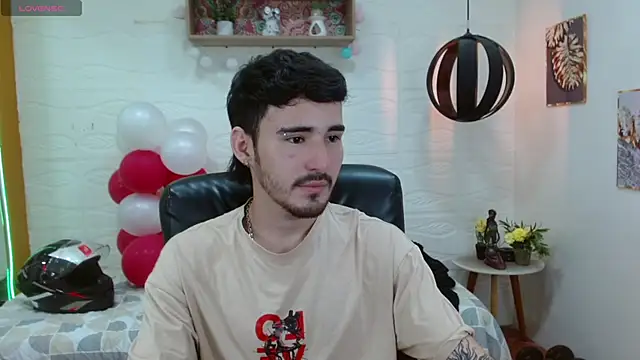 DmitriSanders online show from February 26, 8:31 pm