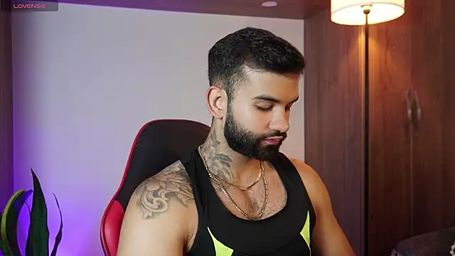 MarkHazze online show from November 14, 10:11 pm