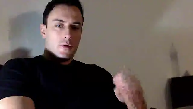 Snapshot of mainnrd chatting on February 5, 5:41 am mainnrd online show from February 5, 5:41 am