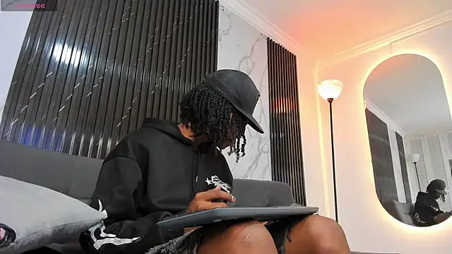 BRYXXXON1 online show from December 10, 4:13 am