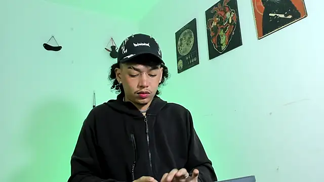 GaelOconnerr online show from December 27, 3:53 am