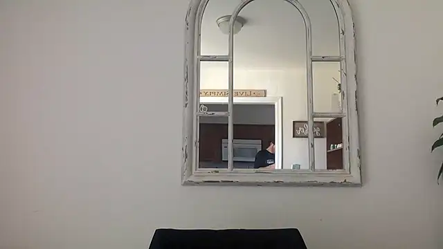 Snapshot of sirchubster chatting on January 2, 4:56 pm sirchubster online show from January 2, 4:56 pm