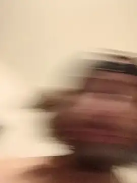 Snapshot of sirchubster chatting on September 29, 4:11 am sirchubster online show from September 29, 4:11 am