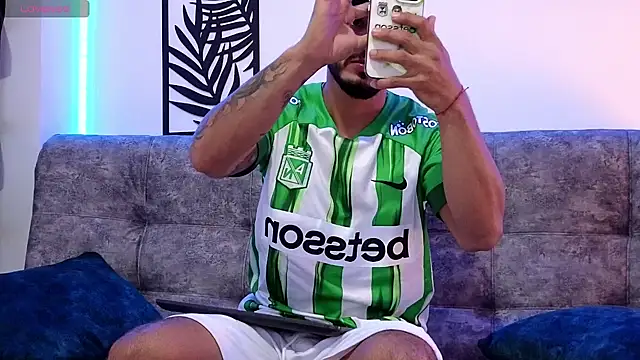 Bruno Mattos online show from December 5, 11:40 pm