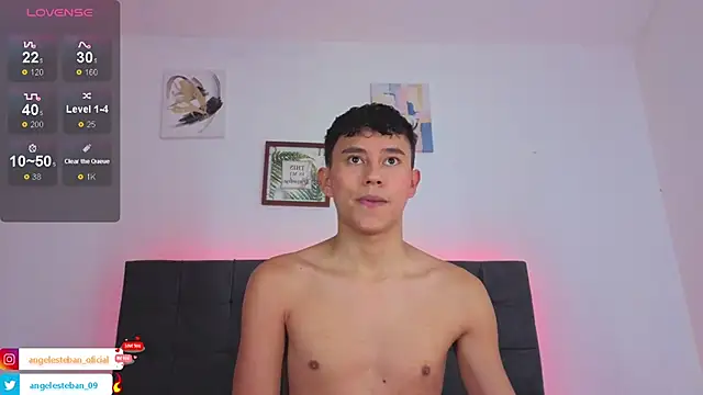 Angel esteban fx online show from October 31, 11:57 am