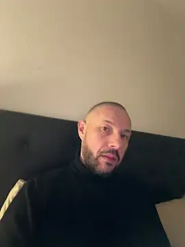 Guitccch online show from March 12, 6:43 am