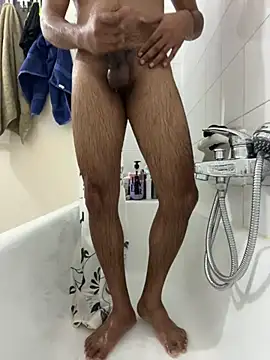 vinzpnr210 online show from December 18, 2:28 pm