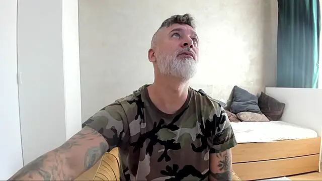 BlowMyXXL online show from September 11, 8:35 am