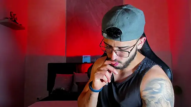 Liam Kleiin online show from July 1, 11:33 am