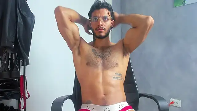 JuanBlade online show from April 13, 2:07 pm