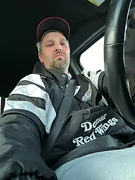 ryand12804 online show from December 22, 9:20 pm