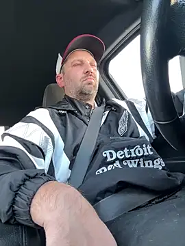 ryand12804 online show from December 27, 7:57 pm