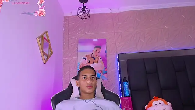 dilan alfonzo online show from March 15, 4:42 am