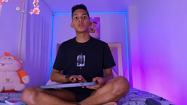dilan alfonzo online show from July 17, 6:36 pm