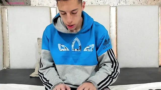 thiago19s online show from December 11, 7:54 pm