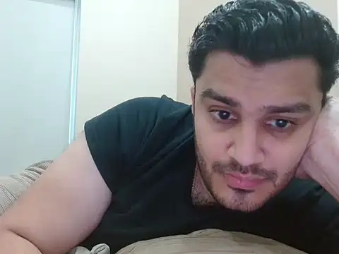 robintoit online show from November 21, 4:44 am