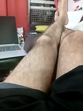 Snapshot of ale5858 chatting on October 21, 2:03 am ale5858 online show from October 21, 2:03 am