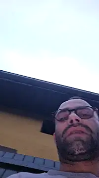 robertilevis online show from January 28, 7:11 am