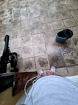 robertilevis online show from February 11, 5:18 pm