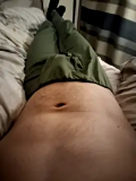 Snapshot of benjaminbutton69 chatting on November 1, 1:09 am benjaminbutton69 online show from November 1, 1:09 am