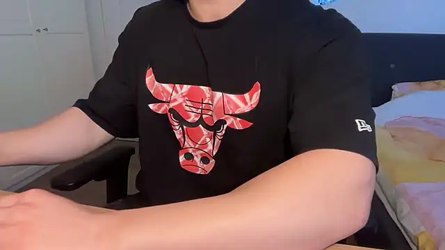 jungcock3210 online show from March 21, 1:15 pm