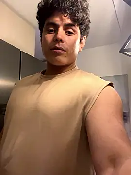 arminjones1 online show from January 6, 7:23 am