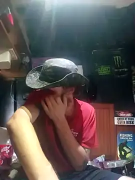 Snapshot of hothippie420 chatting on September 25, 3:22 pm hothippie420 online show from September 25, 3:22 pm